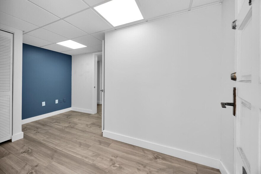 More Photos Of 706 S Dixie Hwy, Coral Gables Office Residential For Lease