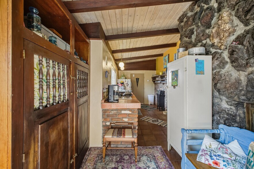 More Photos Of 24 Matisse Rd NE, Albuquerque Apartments For Sale