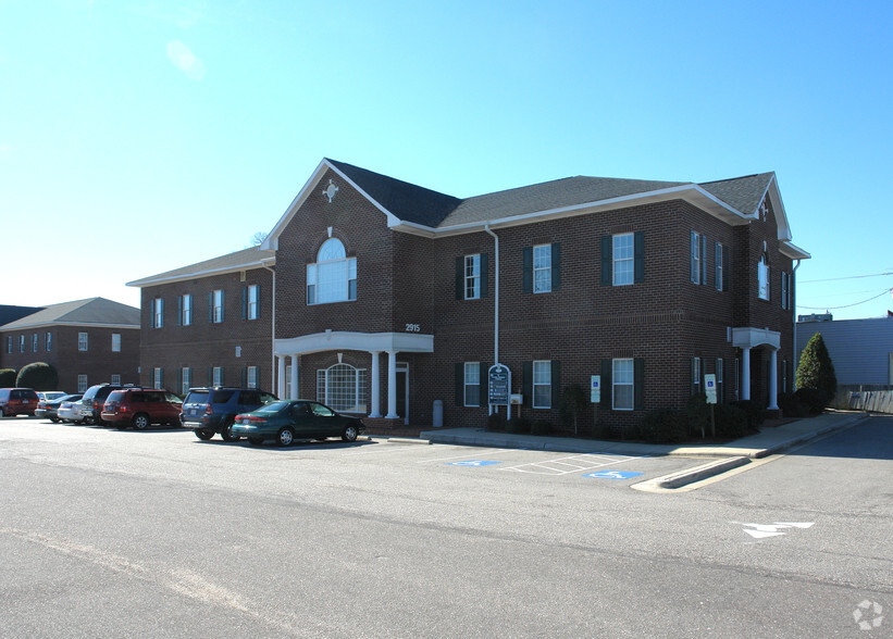 Primary Photo Of 2915 Raeford Rd, Fayetteville Medical For Sale