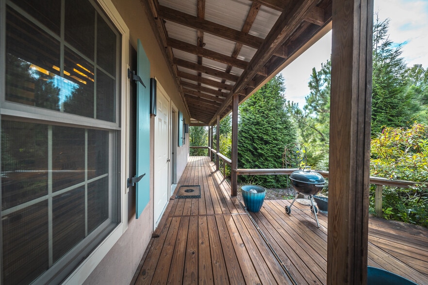 More Photos Of 295 Panthers Den Rd, Makanda Hotel For Sale