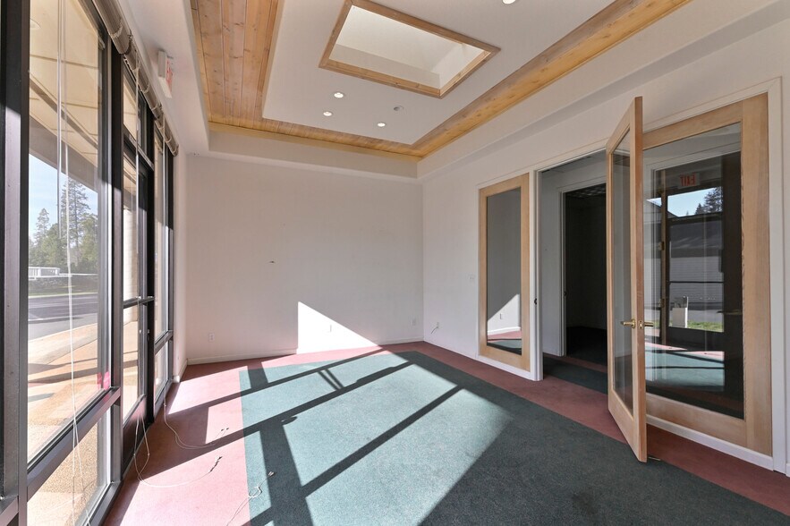 More Photos Of 1111 Dunbar Rd, Arnold Office For Sale