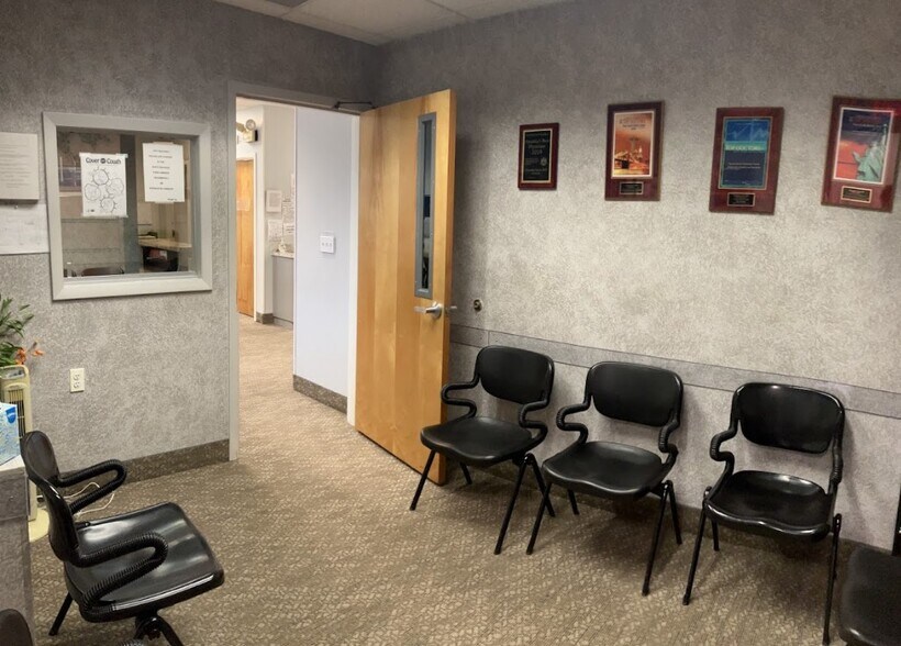More Photos Of 561 Cranbury Rd, East Brunswick Medical For Sale