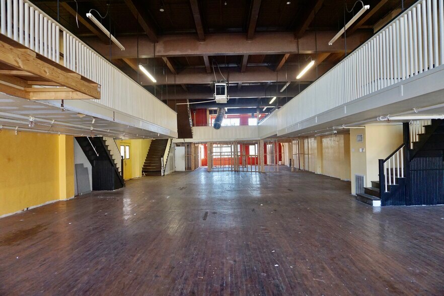 More Photos Of 121 E Franklin Blvd, Gastonia Storefront Retail Office For Lease