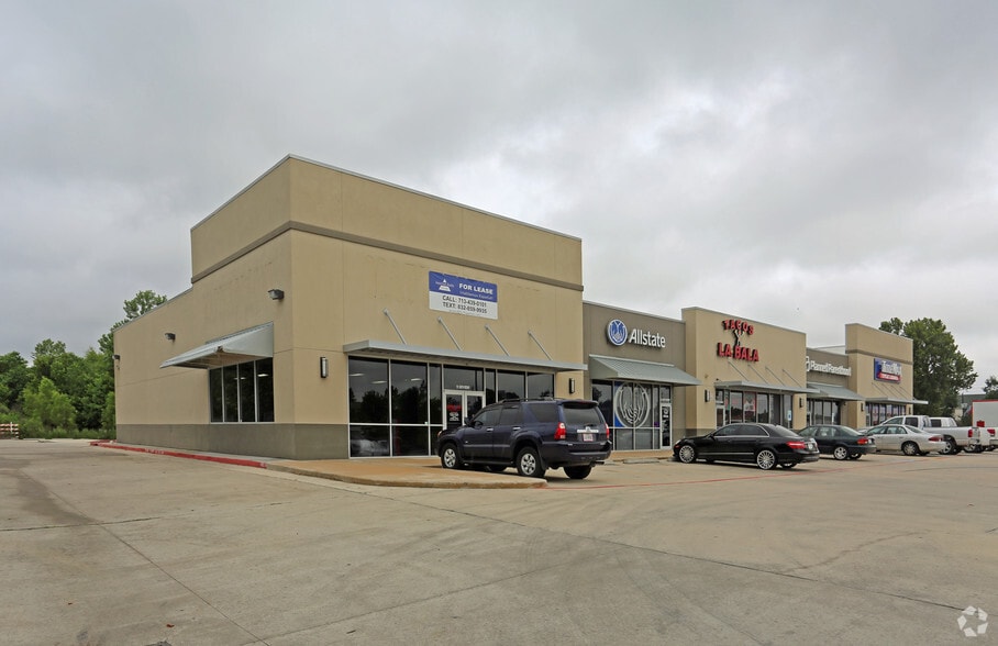 Primary Photo Of 9919 North Fwy, Houston Freestanding For Lease
