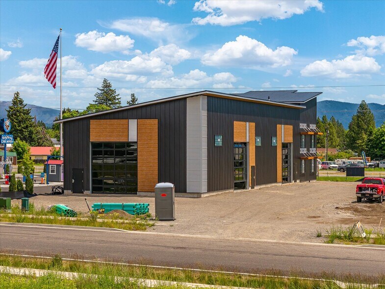 More Photos Of 9878 Kirkpatrick st, Hayden Office For Sale