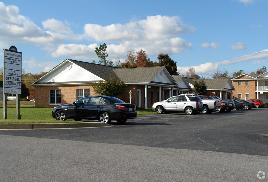 Primary Photo Of 30537 Potomac Way, Charlotte Hall Office For Lease