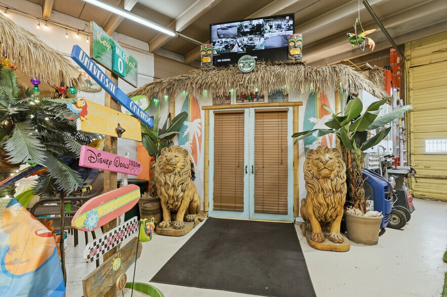 More Photos Of 4615 S Santa Fe Dr, Englewood Service For Sale