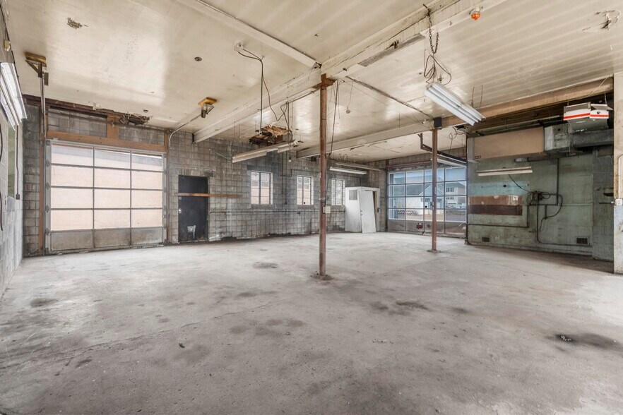 More Photos Of 112 New Haven Ave, Milford Restaurant For Lease
