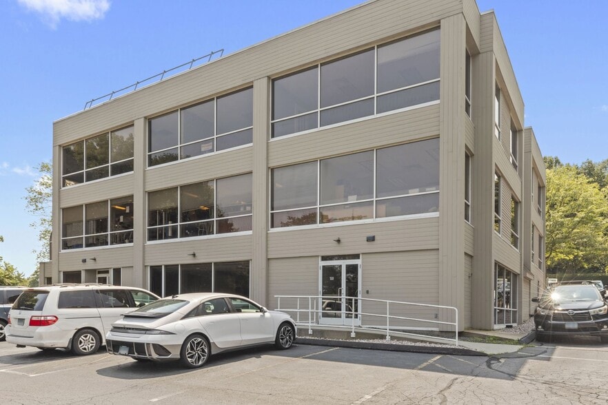 More Photos Of 1445 Boston Post Rd, Guilford Medical For Sale