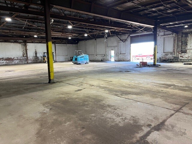 More Photos Of 11 Pine Lake Ave, La Porte Manufacturing For Lease