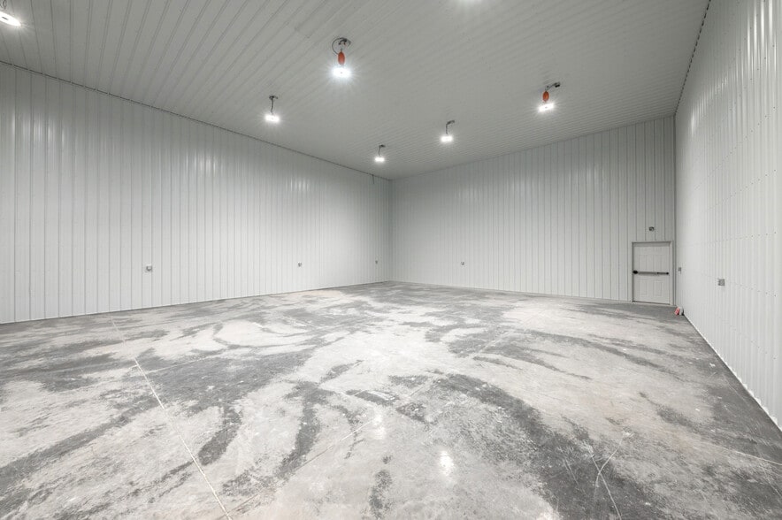 More Photos Of 1700 Grafton Rd, Morgantown Industrial For Lease