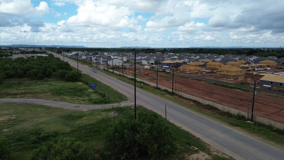 More Photos Of 225 E South 27th St, Abilene Land For Sale