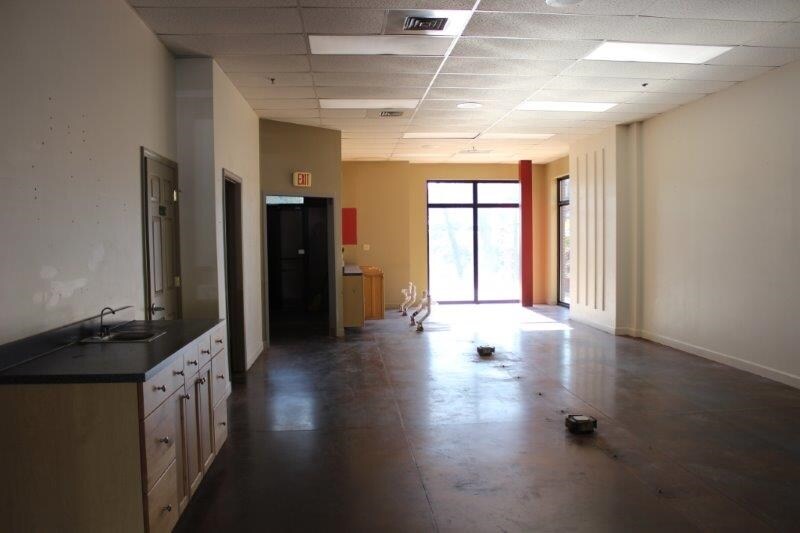 More Photos Of 3000-3040 Franklin Terrace Dr, Johnson City Unknown For Lease