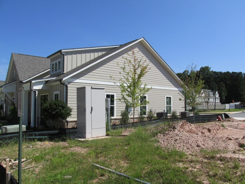 More Photos Of 170 River Green Ave, Canton General Retail For Lease