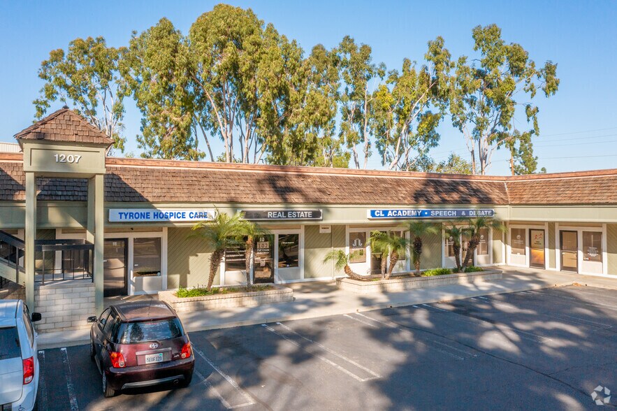 More Photos Of 1203 W Imperial Hwy, Brea Unknown For Lease