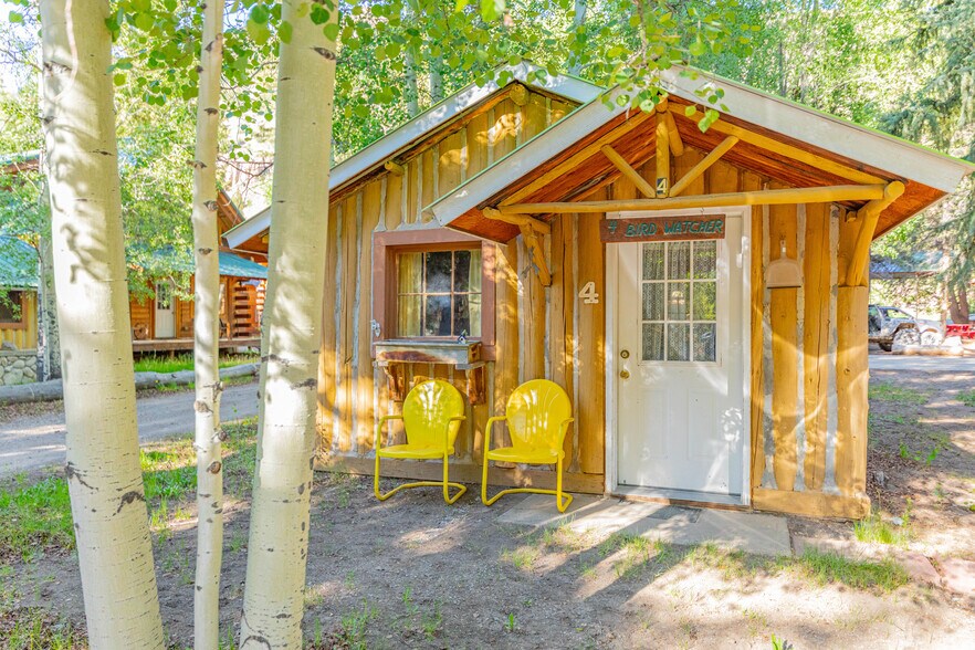 More Photos Of 860 County Road 142, Lake City Hotel For Sale