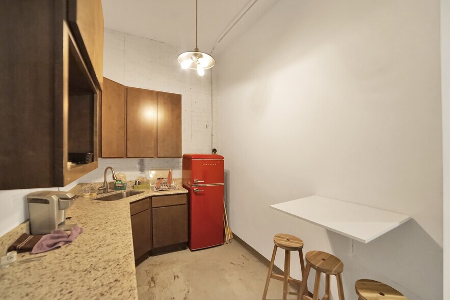 More Photos Of 3530 W Armitage Ave, Chicago Storefront Retail Residential For Lease