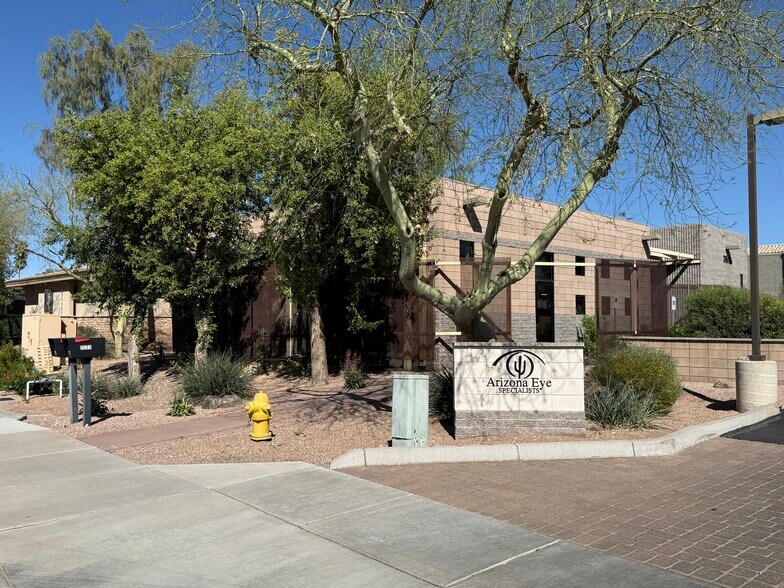 More Photos Of 7571 S Willow Dr, Tempe Medical For Lease