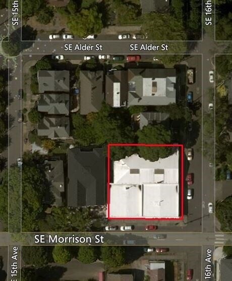 More Photos Of 1537 SE Morrison St, Portland Freestanding For Sale