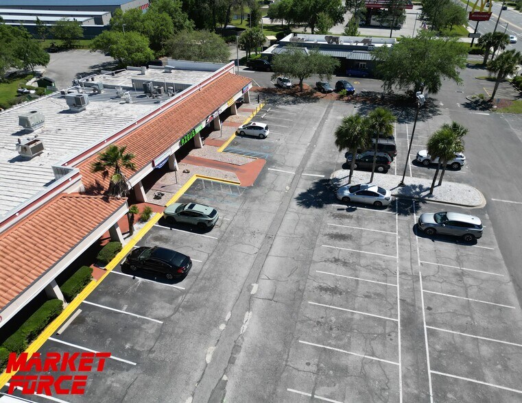 More Photos Of 2475 Blanding Blvd, Middleburg General Retail For Lease