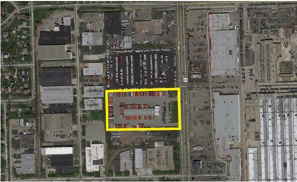 More Photos Of 2040 N Mannheim Rd, Melrose Park Truck Terminal For Lease