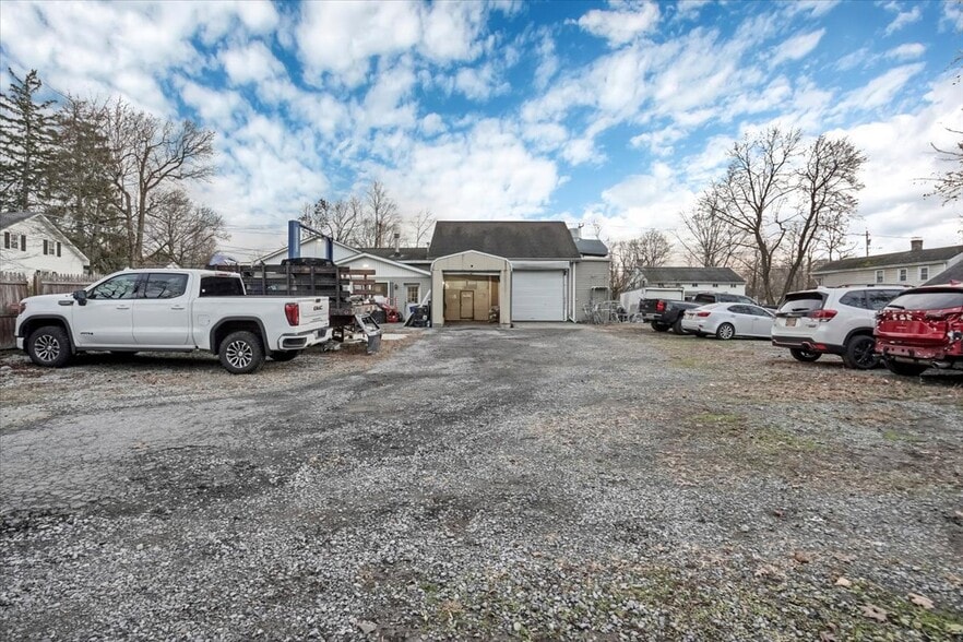 More Photos Of 3 Marlorville Rd, Wappingers Falls Auto Repair For Sale