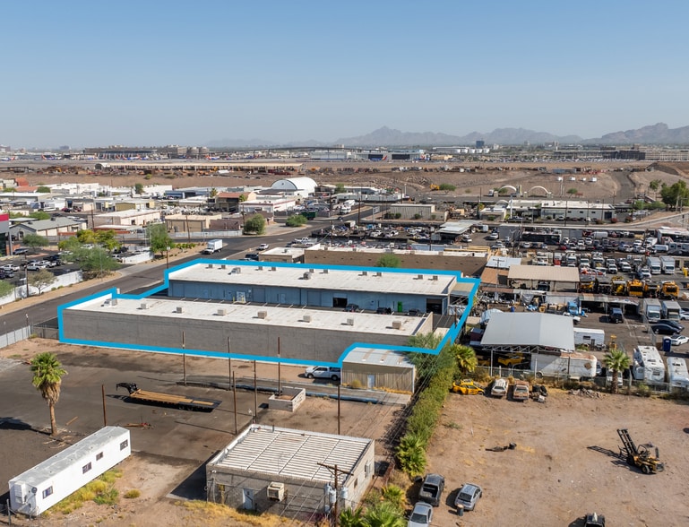 More Photos Of 2853-2855 S 44th St, Phoenix Warehouse For Lease