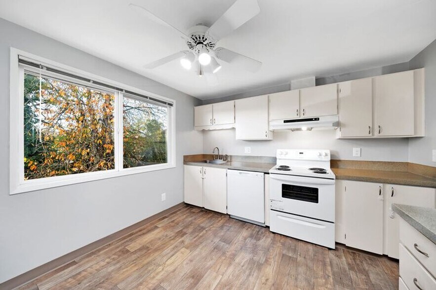 More Photos Of 13455 SE Oatfield Rd, Milwaukie Apartments For Sale