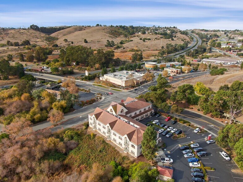 More Photos Of 1100 Rose Dr, Benicia Medical For Lease