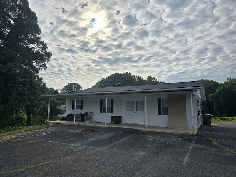 More Photos Of 517 Pleasant Ave, Kannapolis Religious Facility For Sale