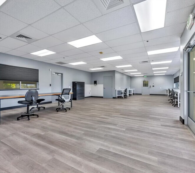 More Photos Of 1851 Airway Dr, Hollister Industrial For Lease