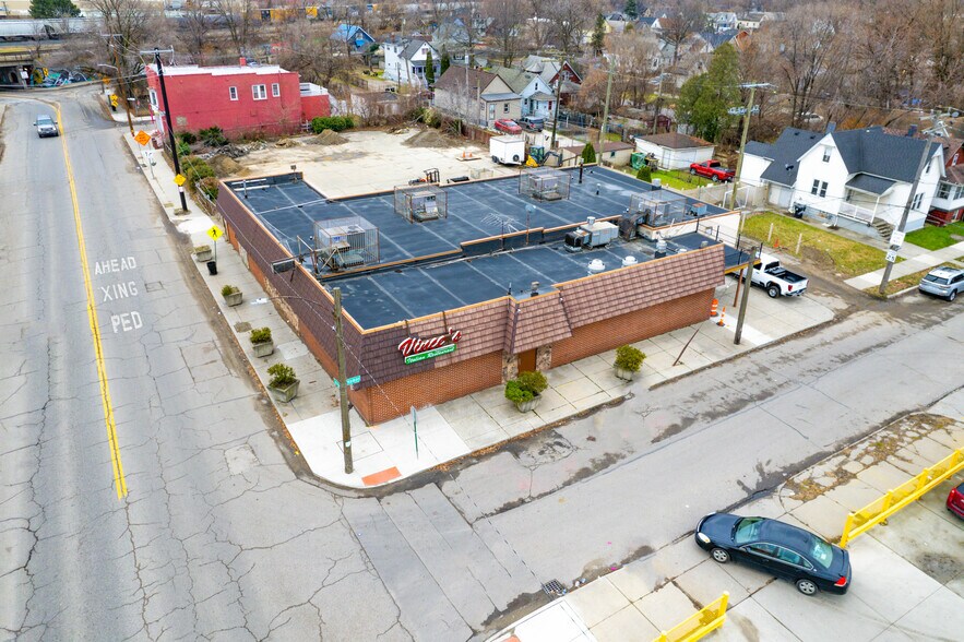 Primary Photo Of 1341 Springwells St, Detroit General Retail For Sale