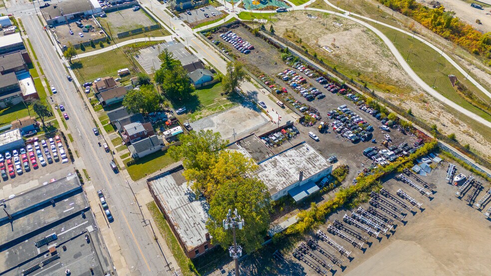 More Photos Of 7780 Majestic Ave, Detroit Warehouse For Sale