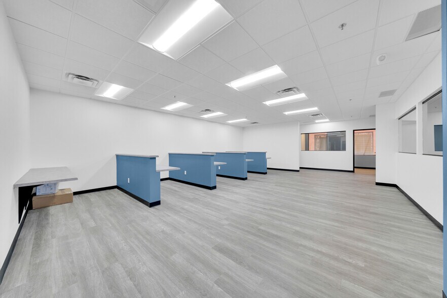 More Photos Of 4729 E Union Hills Dr, Phoenix Medical For Sale