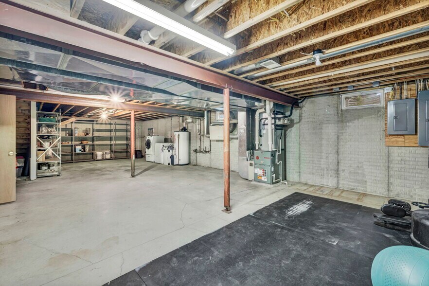 More Photos Of 16449 S Boone Rd, Columbia Station Specialty For Sale