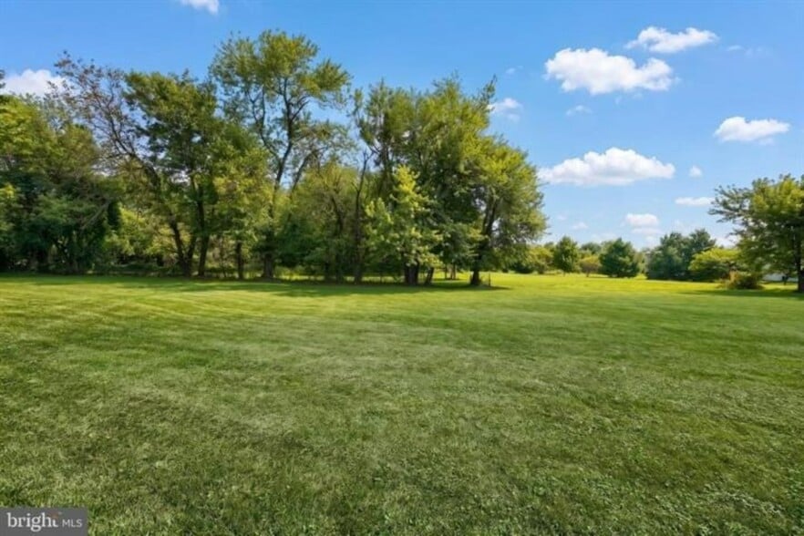 More Photos Of 4951 Carlisle Rd, Dover Industrial For Sale