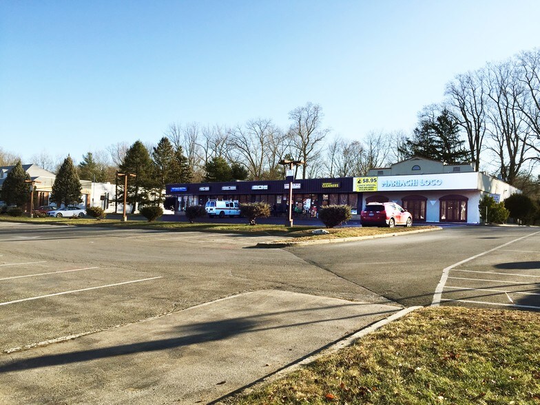More Photos Of 694-706 Central Park Ave, Scarsdale Storefront For Lease