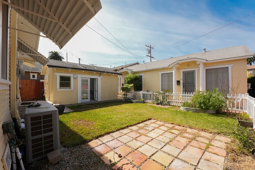 More Photos Of 361 Gladys Ave, Long Beach Multifamily For Sale