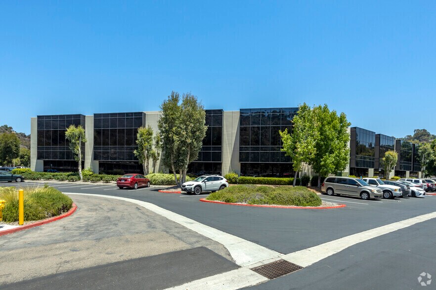 More Photos Of 3914 Murphy Canyon, San Diego Unknown For Lease