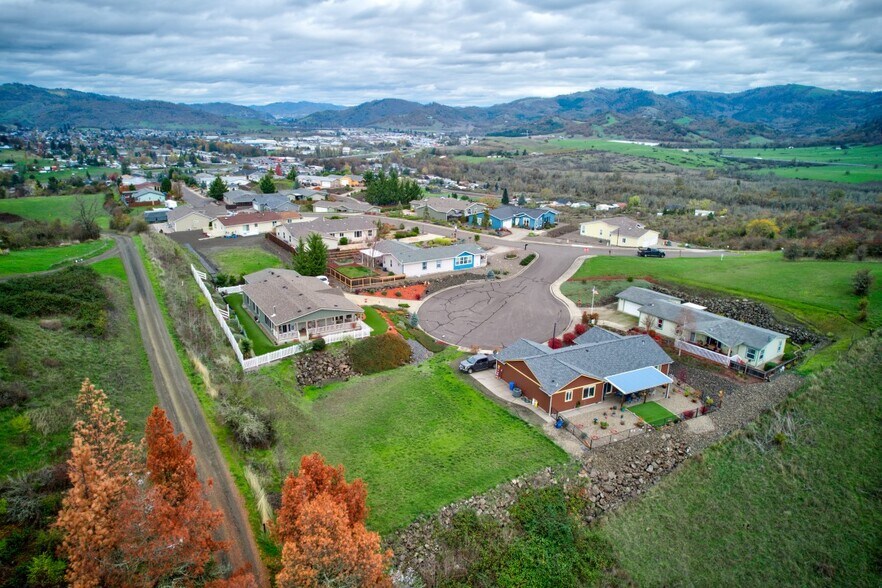 More Photos Of 140 Erin Ct, Roseburg Land For Sale