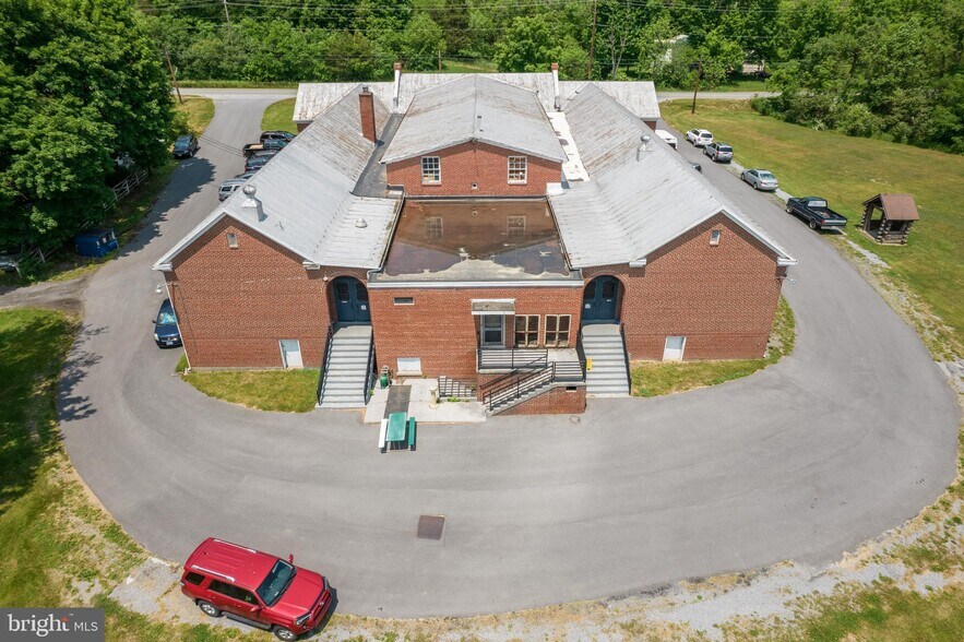 More Photos Of 251 Gore, Gore Schools For Sale