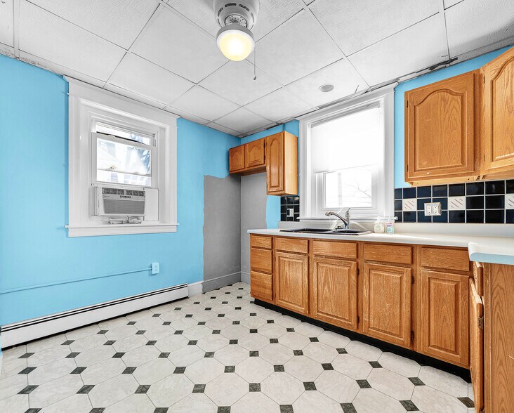 More Photos Of 317 W Johnson Hwy, Norristown Office Residential For Sale