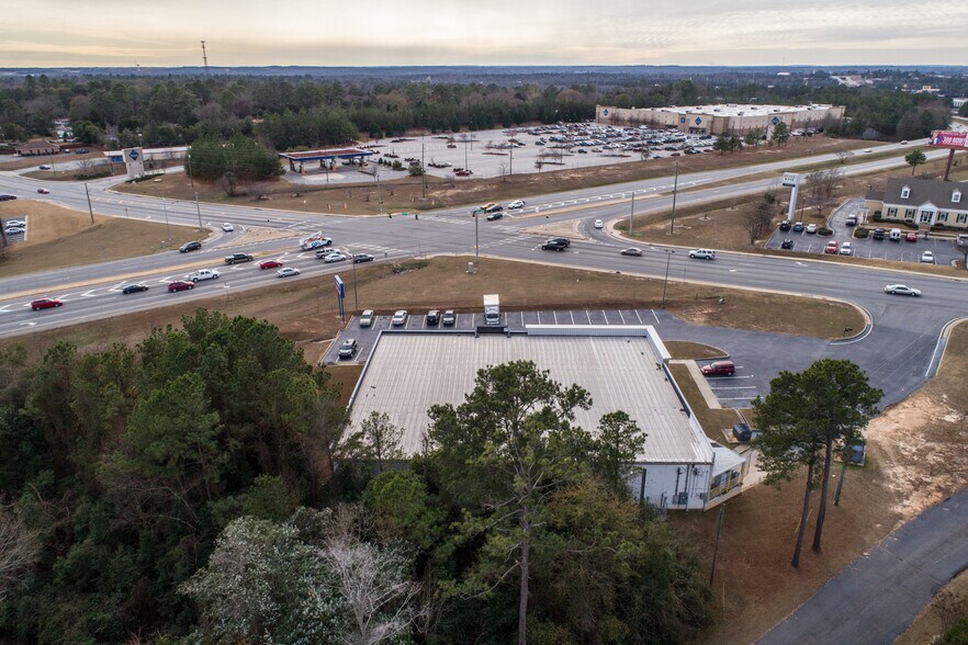 More Photos Of 4696 Log Cabin Dr, Macon-Bibb Storefront Retail Office For Lease