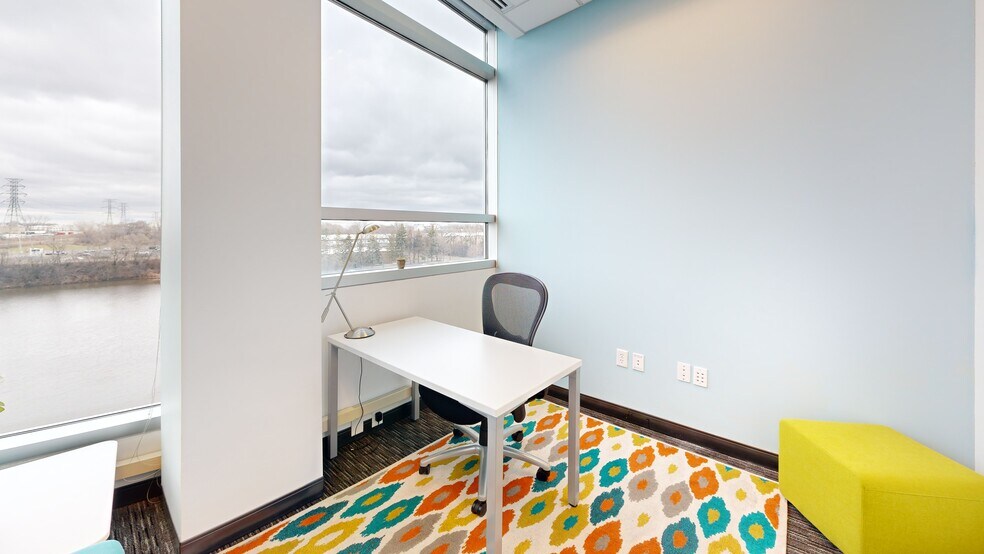 More Photos Of 2355 Highway 36 W, Roseville Coworking Space