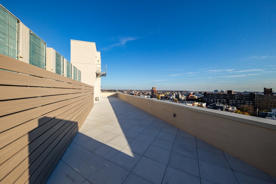 More Photos Of 828 Metropolitan Ave, Brooklyn Apartments For Lease