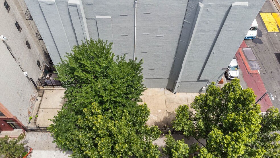 More Photos Of 2047 2nd Ave, New York Land For Sale
