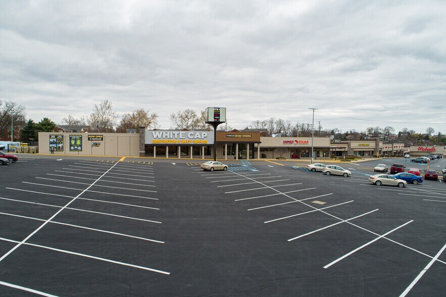 More Photos Of 270-360 Curry Hollow Rd, Pittsburgh Unknown For Lease