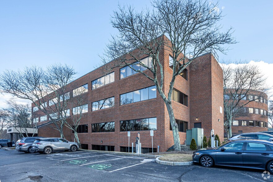 Primary Photo Of 60 Walnut St, Wellesley Office For Lease