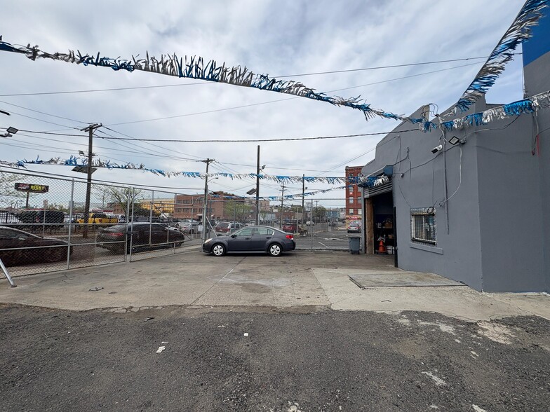 More Photos Of 399 Mccarter Hwy, Newark Auto Dealership For Sale