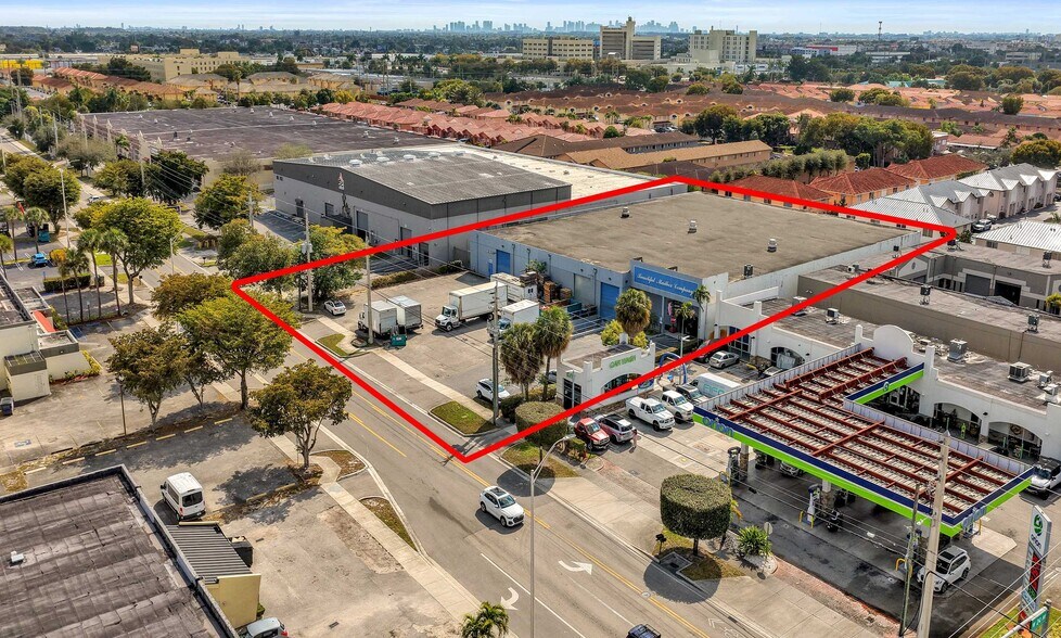 More Photos Of 2360 W 76th St, Hialeah Manufacturing For Sale